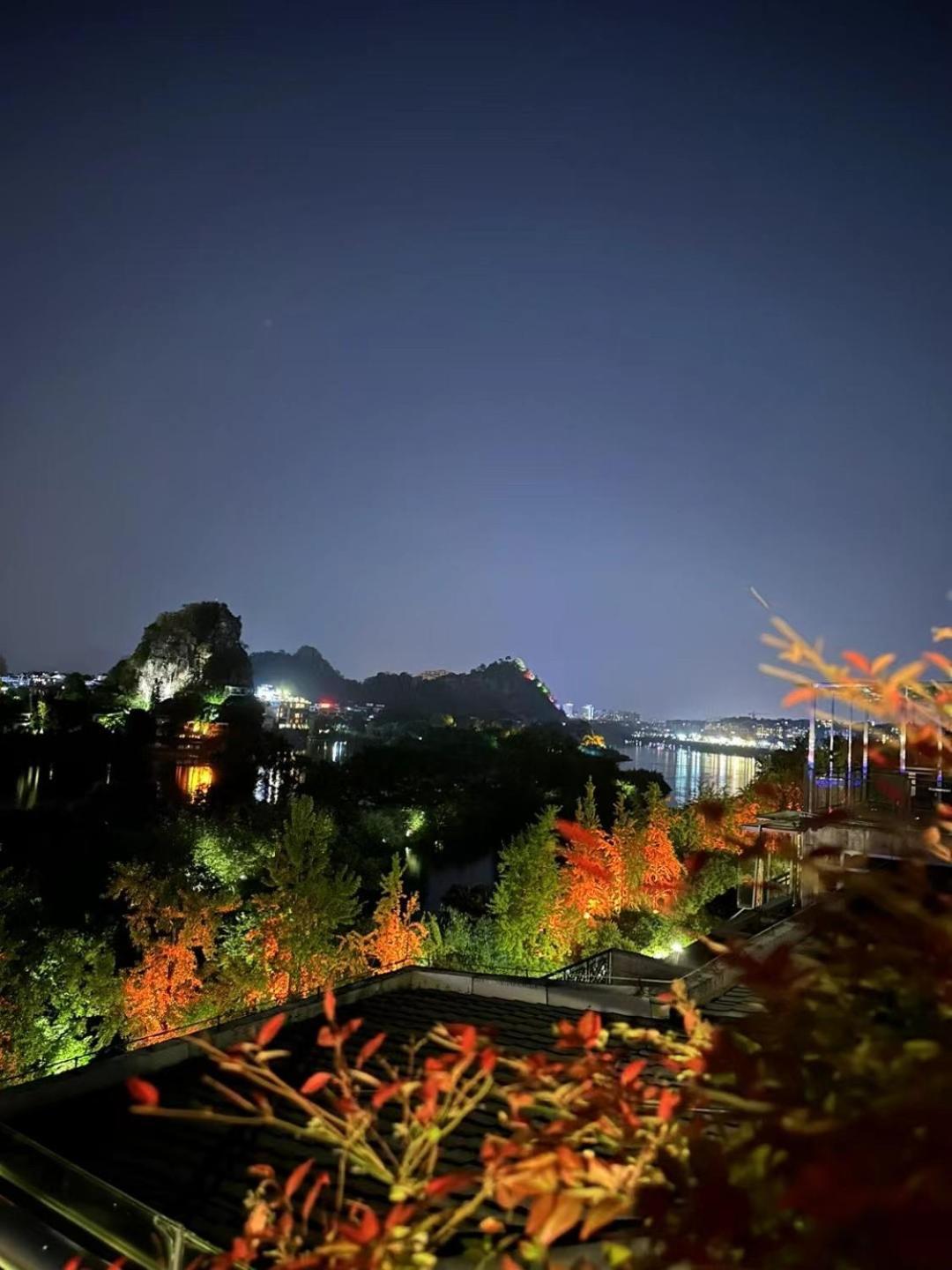 Li River Resort Villa Hotel Гуйлинь Экстерьер фото