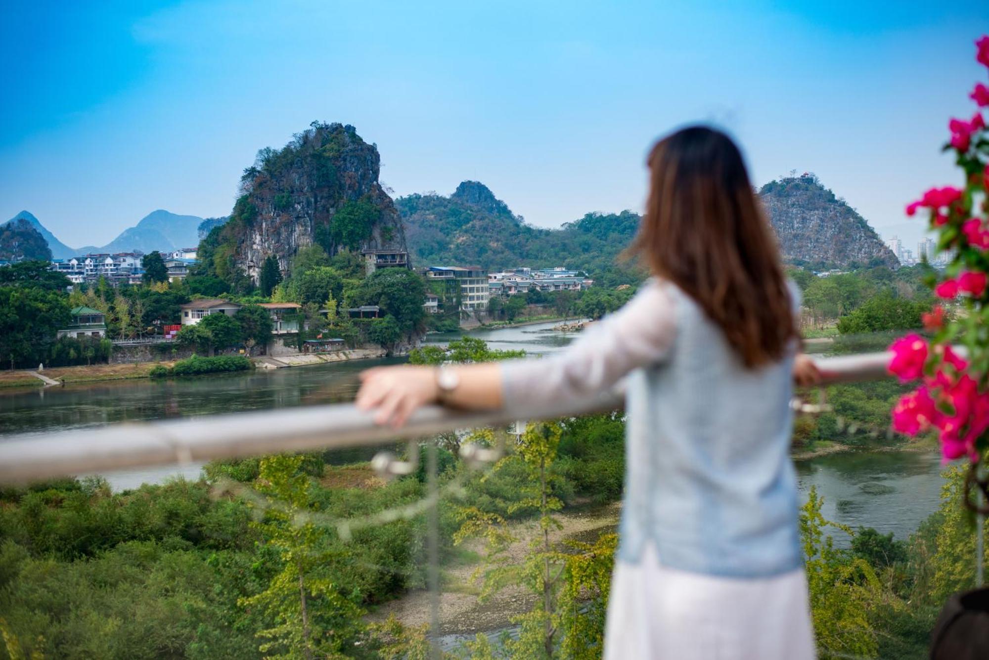 Li River Resort Villa Hotel Гуйлинь Экстерьер фото