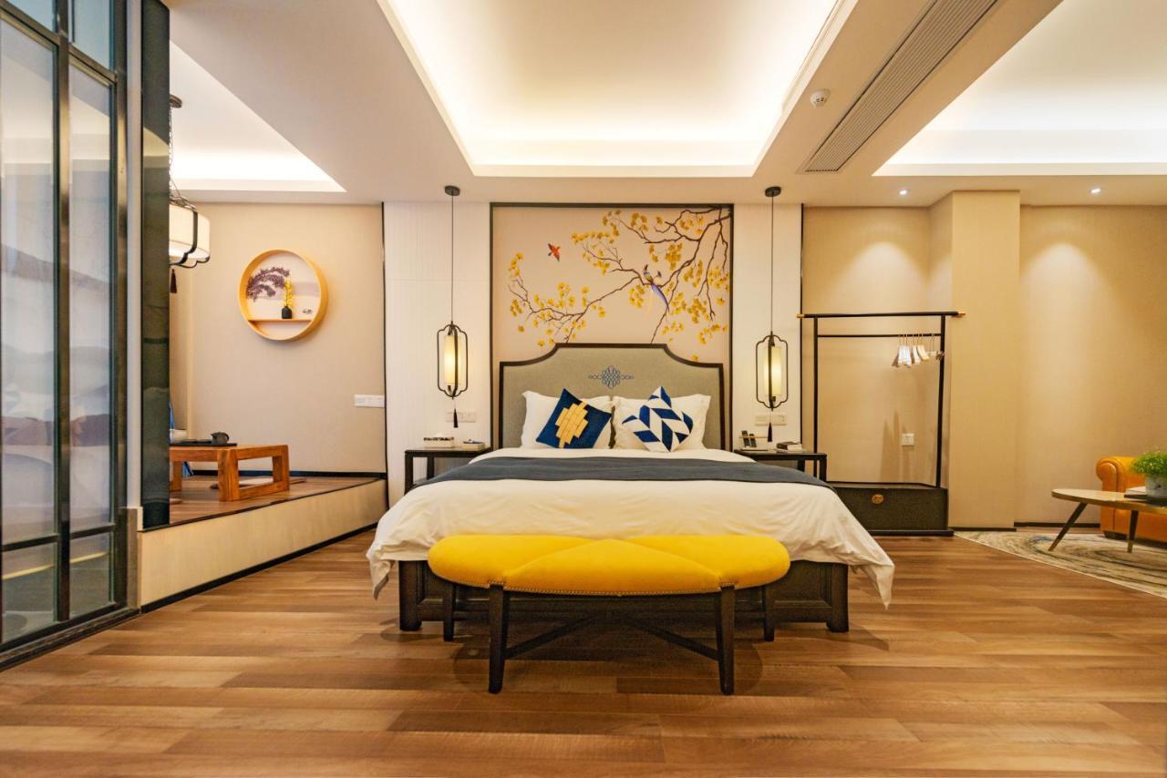 Li River Resort Villa Hotel Гуйлинь Экстерьер фото